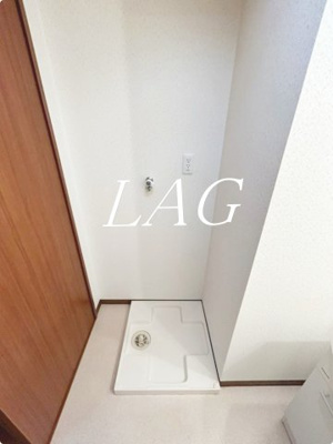 【設備】 | フルーヴ | 室内洗濯機置き場です。