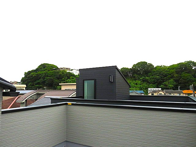仲介手数料無料　横浜市中区本牧町２丁目のバルコニー