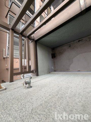 ハイツトレインの駐車場