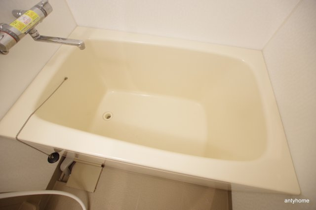 アクアスイート新大阪　仲介手数料無料の浴室