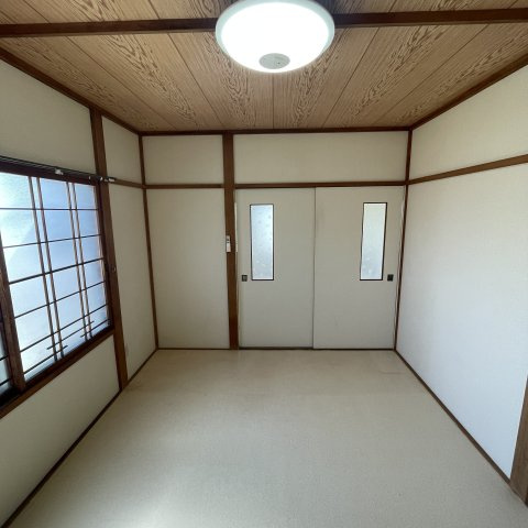 南アパートの洋室
