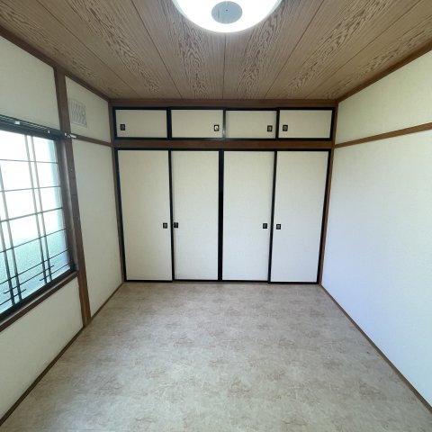 南アパートの洋室