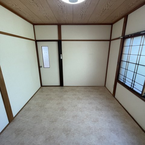 南アパートの洋室