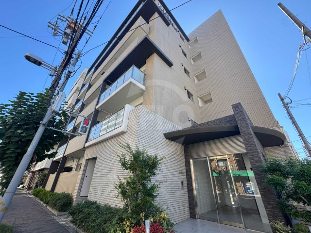 ルシア新大阪　東三国小学校の外観|ルシア新大阪　外観