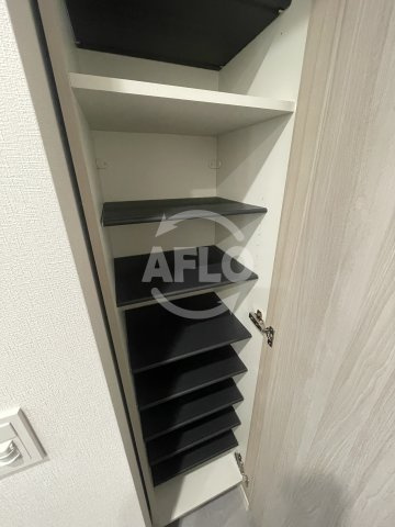 プランドール新北野の内装|シューズボックス