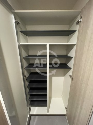 プランドール新北野の内装|シューズボックス