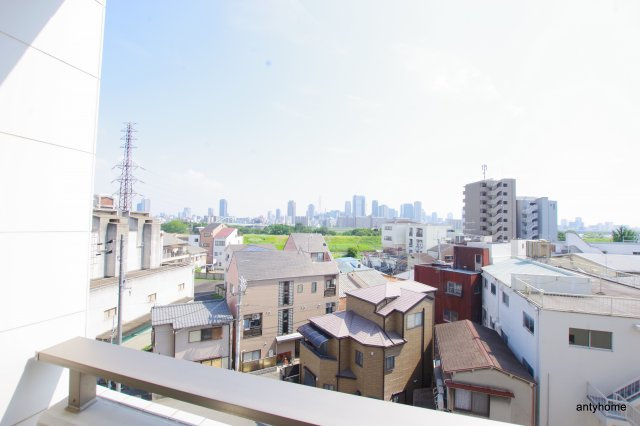 アクアスイート新大阪　仲介手数料無料の展望