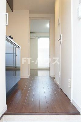 リブリ・薬園台の内装