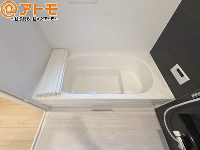 【浴室】 | 葵区羽鳥第13　新築戸建　全1棟 | ボタンひとつで湯張りのできるオートバスは、追い炊きも給湯温度の変更も楽々♪