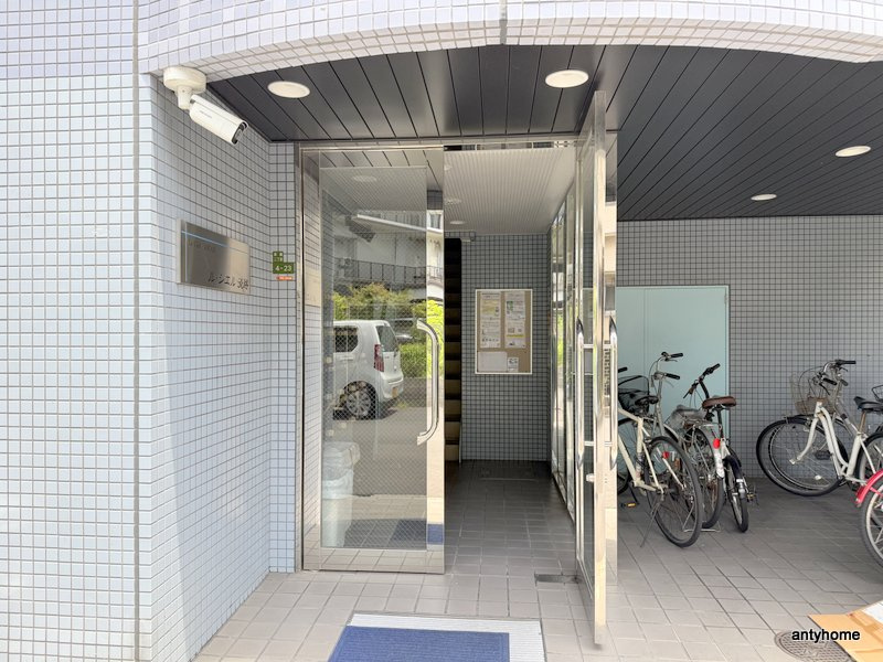 ル・シェル淡路　仲介手数料無料のエントランス