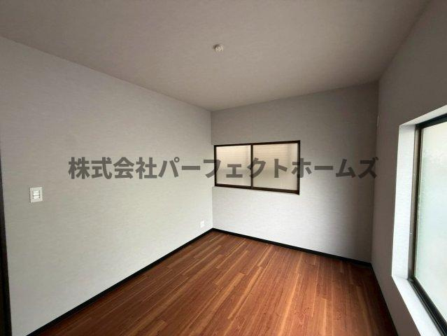 尊延寺5丁目戸建　賃貸の洋室|個人の部屋や寝室として使える洋室です