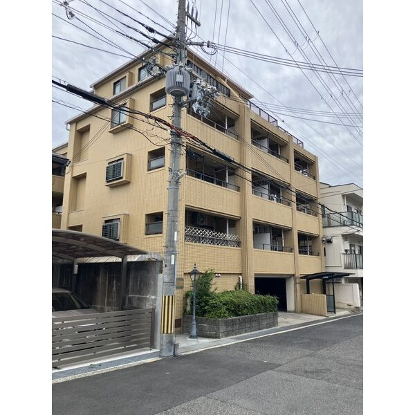 ラ・セーヌ六甲の外観