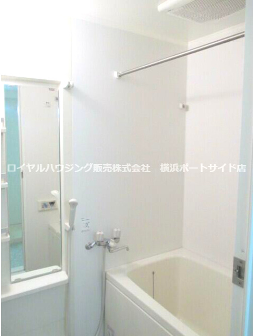 ※同タイプの室内写真になります。