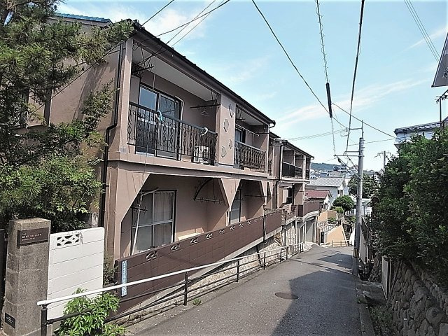 アイレス鈴蘭台