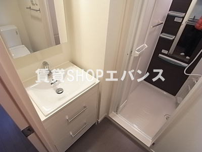 【洗面所】 | リブリ・薬園台