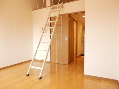 ロフティ西院の内装|内装