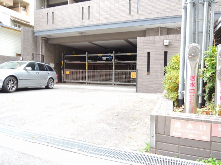 【駐車場】レジディア京町堀 