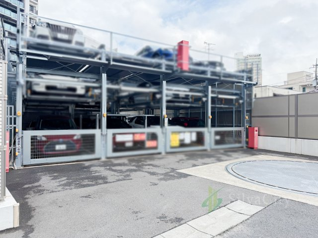 シティタワー駒沢大学ステーションコートタワー棟の駐車場