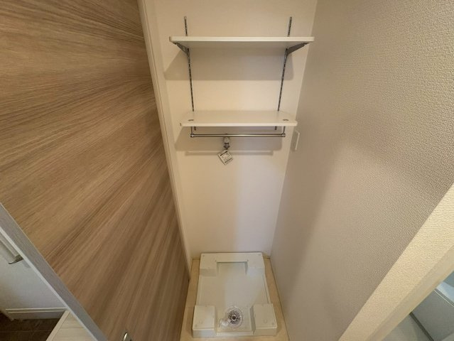 吹田市江の木町のアパートの玄関