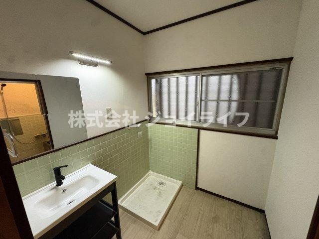 恵那市大井町　中古戸建の洗面所
