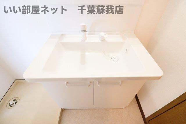 ウィンステージの独立洗面台|独立洗面台あり、毎朝おしゃれに忙しい女性の方におすすめです