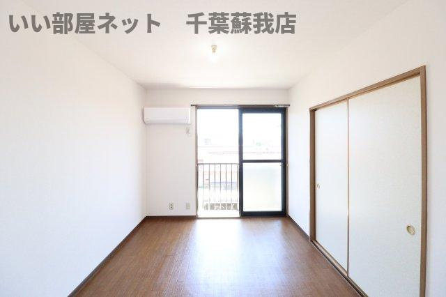 ウィンステージの洋室|明るい洋室です