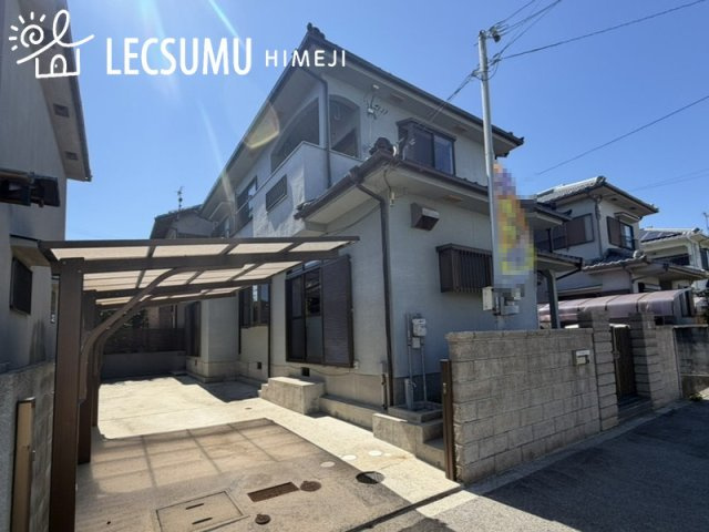 姫路市余部区上川原/中古戸建の駐車場