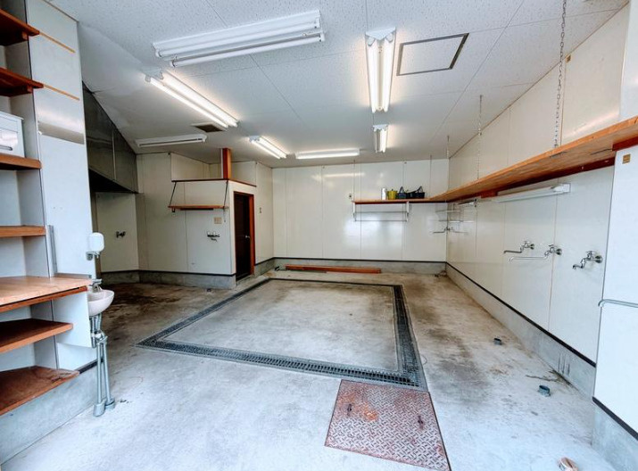 帝塚山2丁目戸建の駐車場