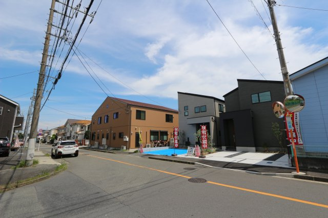 【TIARA】東大和市仲原の外観|商業施設へのお車アクセス良好です♪
（イオンモール、ららぽーと、ＩＫＥＡ、ジョイフル本田）