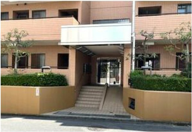  | ウィズ東浦和ブローニュ | マンションの顔エントランスです♪