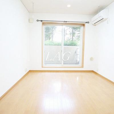 【居間・リビング】 | リヴェール杉並 | 洋室のお部屋です。