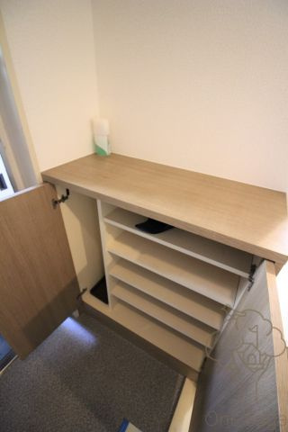 コンフォール・エスティオの玄関