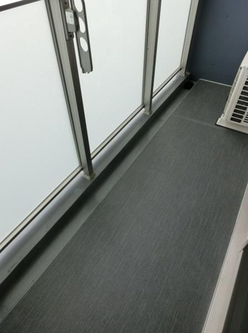 ラクラス両国のバルコニー