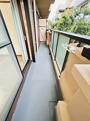 コンフォール広田のバルコニー