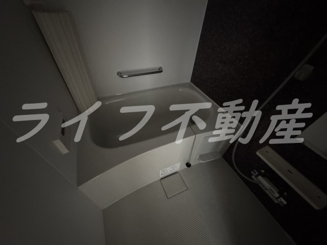 サンブライト今里の浴室|コンパクトで使いやすいお風呂です