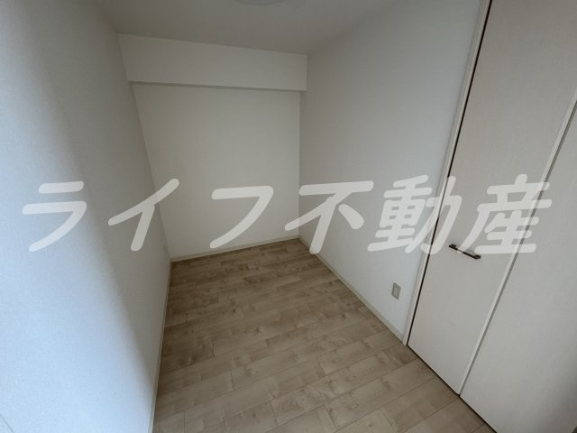 サンブライト今里の洋室|洋室です