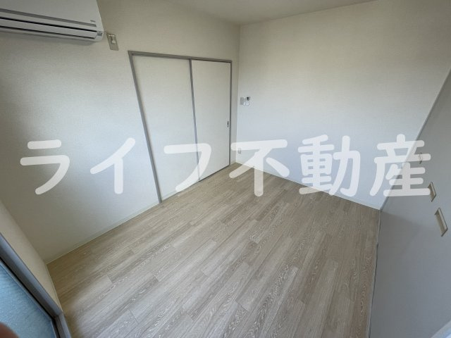 グランデージ新深江の洋室|コンパクトで使いやすい洋室です