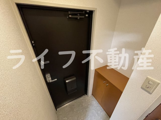 グランデージ新深江の玄関|ゆったりとした玄関です