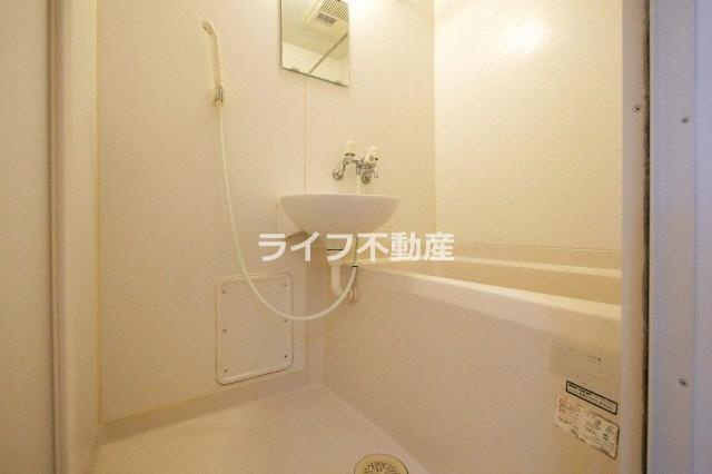プロスパーコート鶴橋の浴室|コンパクトで使いやすいお風呂です