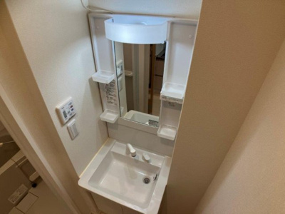 【内装】 | クレイノ清水せいわ | 102、202号室の間取りは反転プランとなります。