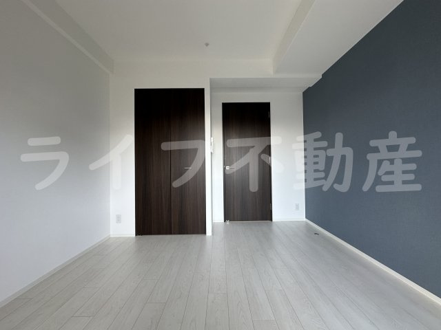 ワールドアイ大阪城EASTⅡの居間・リビング