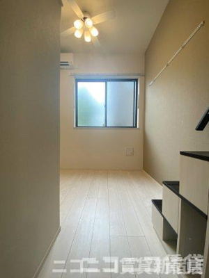 【バルコニー】 | アンビアンテ | 別号室イメージの為、現状を優先致します。