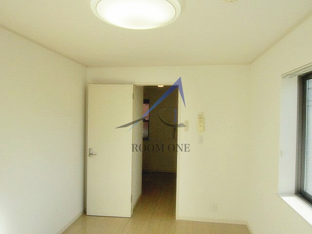 ＤＲホームズ五反野Ⅱの居間・リビング|洋室のお部屋です。