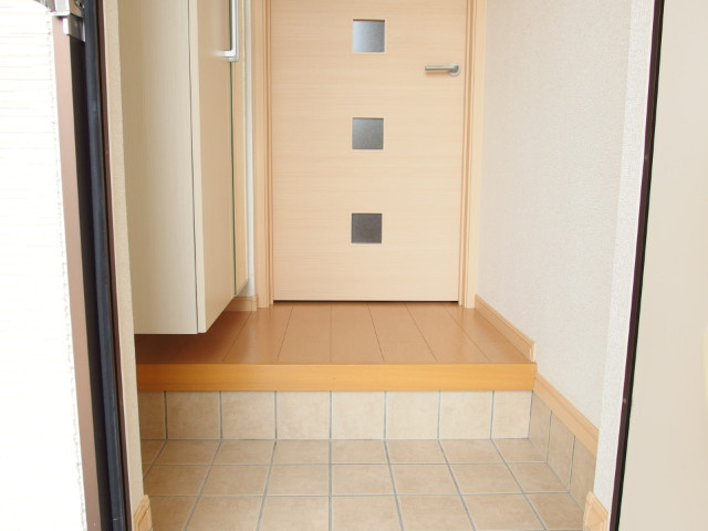 サンリットＳの玄関