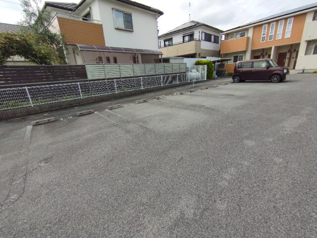 サンリットＳの駐車場