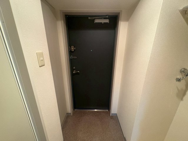 吹田市豊津町の賃貸マンションの玄関