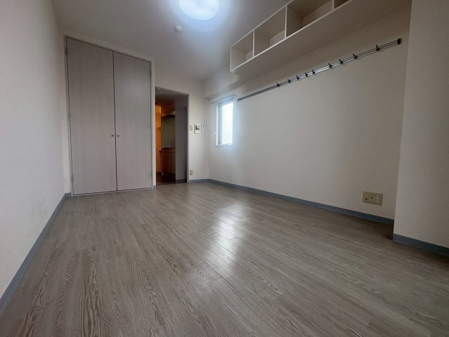 吹田市豊津町の賃貸マンションの居間・リビング