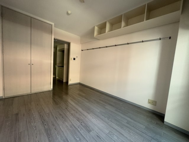 吹田市豊津町の賃貸マンションの居間・リビング