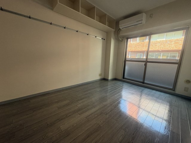 吹田市豊津町の賃貸マンションの居間・リビング