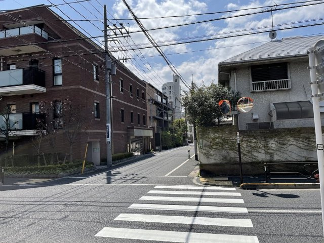 ルーチェ六義園の外観